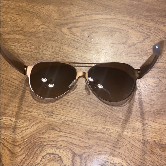 Tory Burch Sunglasses - Picture 4 of 7